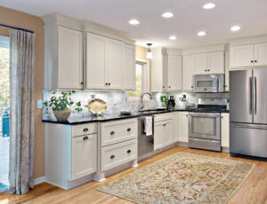 Kitchen with Discount Cabinets