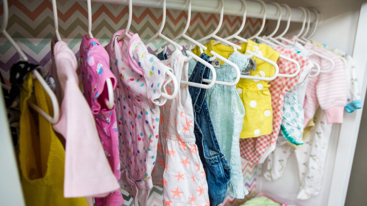 Tips for Transitioning from Newborn to Infant Clothing