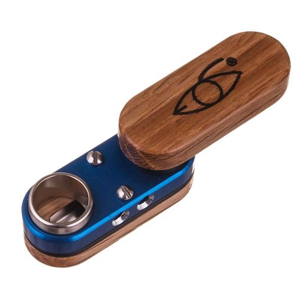 The Monkey Pipe offers a compact, portable design, making it the ideal choice for on-the-go smoking.