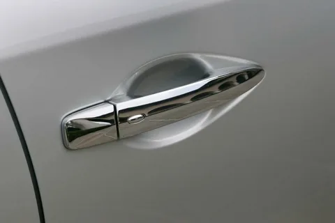 Cruze Door Handle