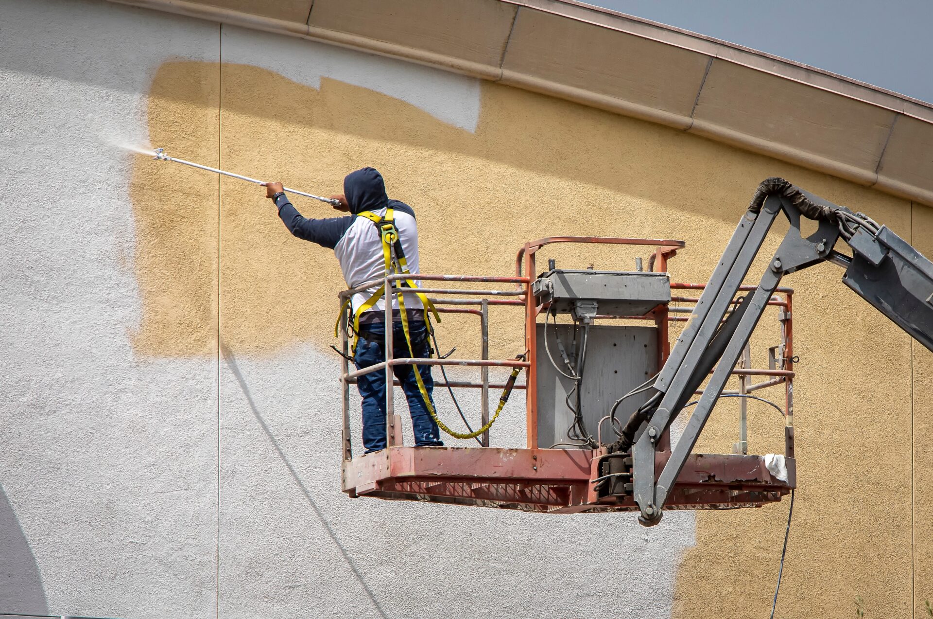 painting companies in Qatar