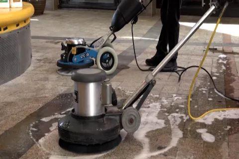 Keeping Your House Clean with a Busy Schedule in Prayagraj
