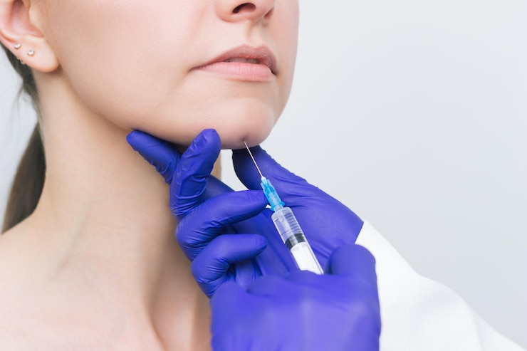 How Jawline Filler Injections Improve Your Profile
