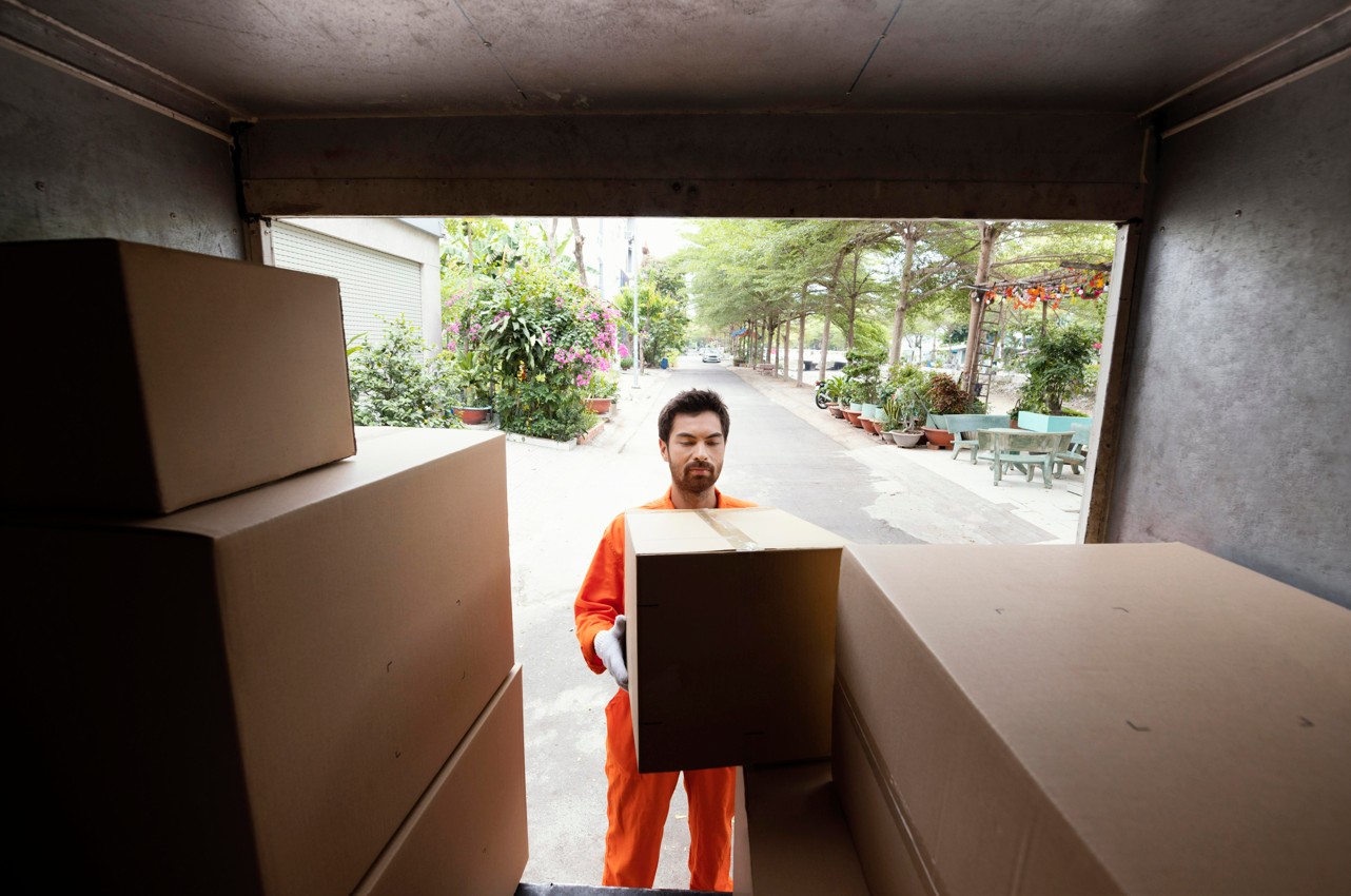 Moving Companies: Your Guide to Seamless Relocation