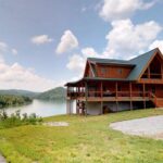 The Ultimate Getaway for Big Families: Large Family Rental Lake Norman