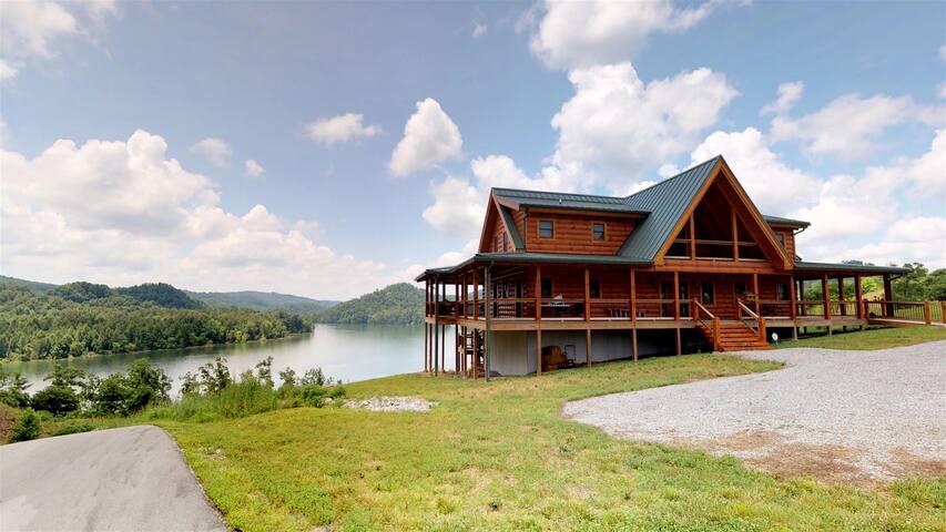Large family rental lake norman image 2