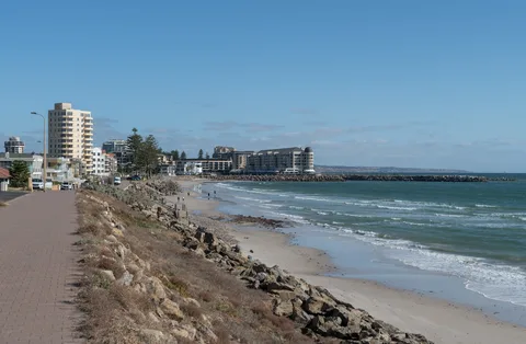 Economics Tutor Northern Beaches