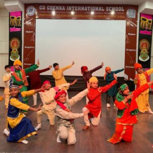 best school near CRC