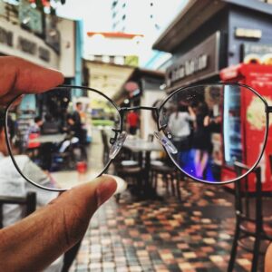 Find the Best Eyeglasses Shop Near Me: A Complete Guide to Choosing the Perfect Pair